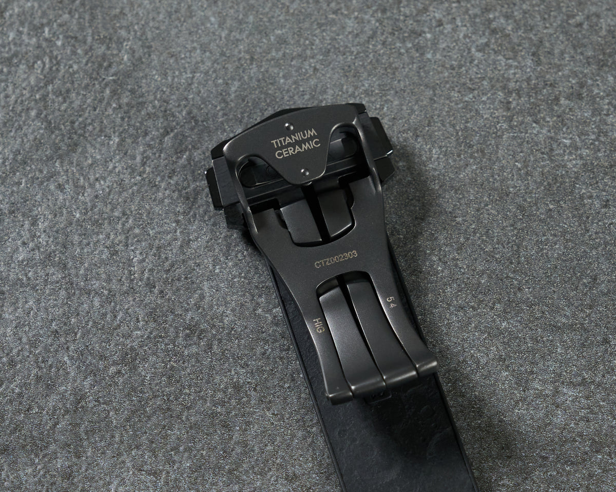 Omega 21mm Dark Side of the Moon Rubber Strap Titanium Ceramic Deployant Clasp — 4